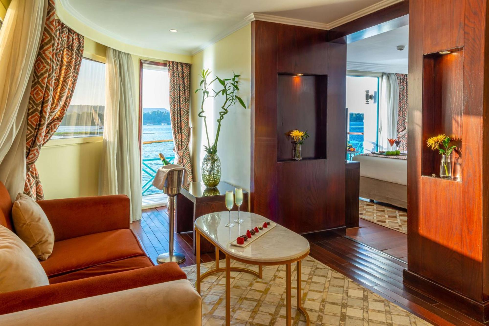 Hotel Sonesta Moon Goddess Cruise - From Aswan To Luxor - 03 & 07 Nights Every Friday Extérieur photo